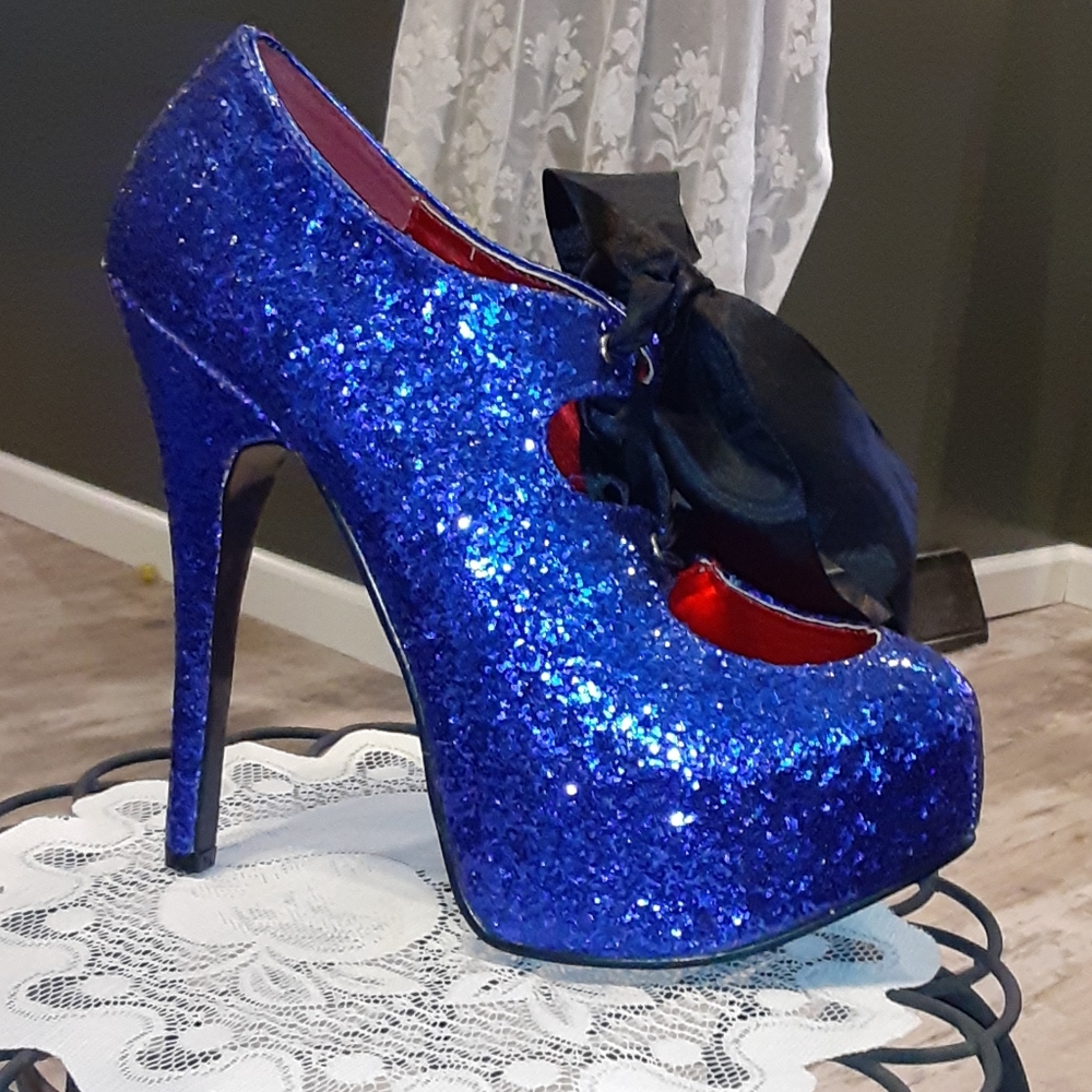 Bordello teeze 10G size 9 glitter blue stilettos